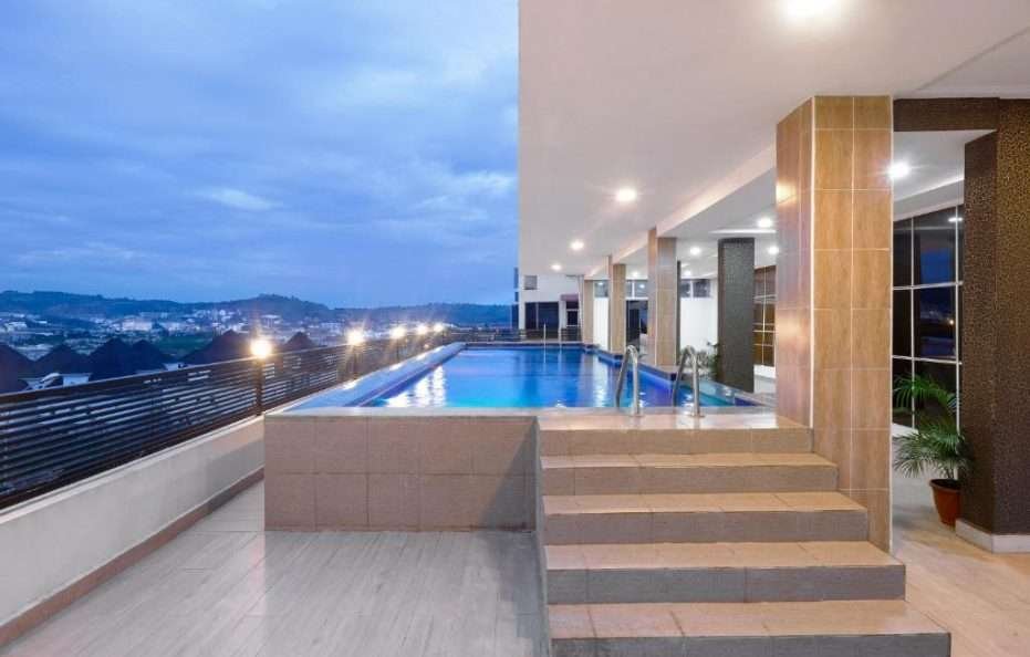 Aveon Hotel