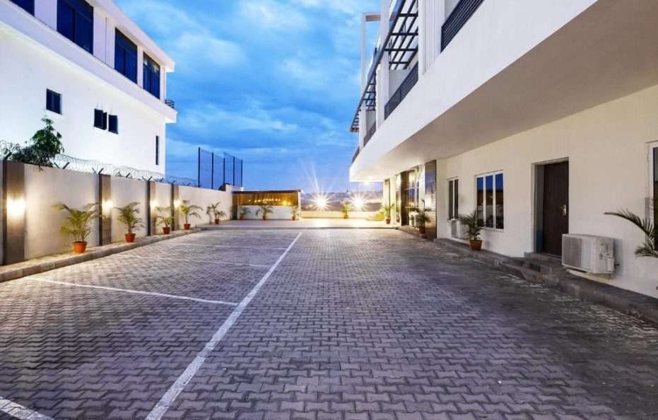 Aveon Hotel