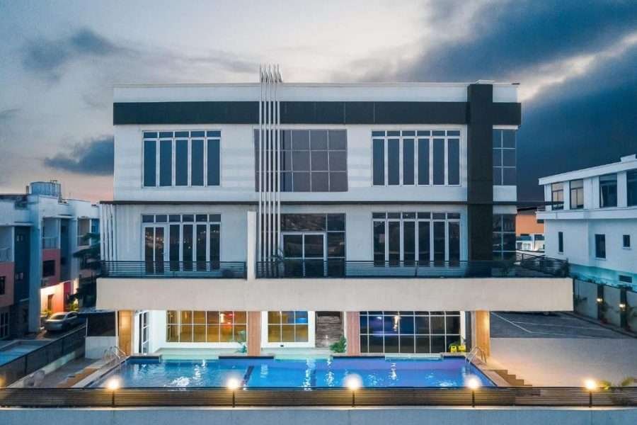 Aveon Hotel