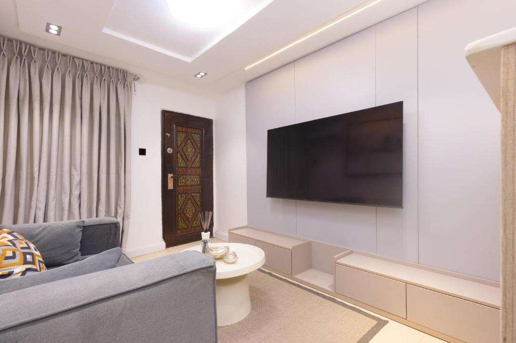 Three-Bedroom Standard Apartment at The Capital Apartments