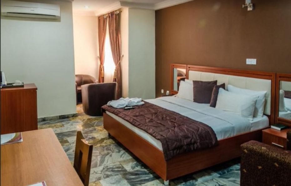 3J’s Hotels and Apartment